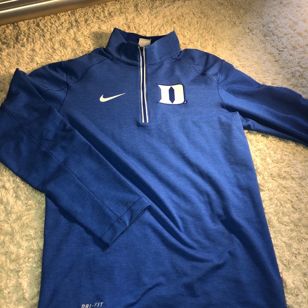 Dry fit Nike dukes long sleeve pull over
